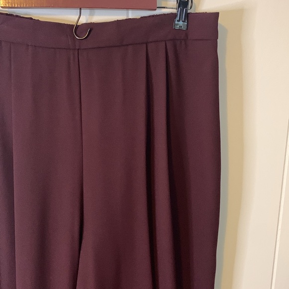 Burgundy Dress Pants Size 18 - Picture 2 of 5